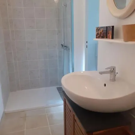 Du Petit Bois 2/5 Pers Apartment Le Buisson-de-Cadouin