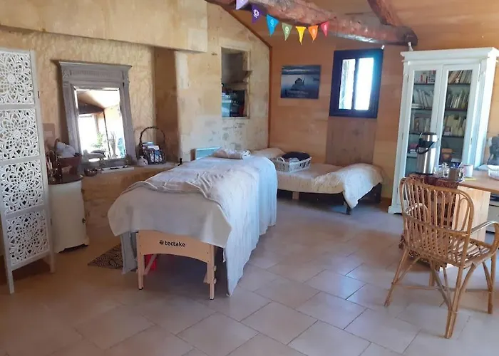 Du Petit Bois 2/5 Pers Le Buisson-de-Cadouin